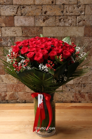 61 Red Roses in Vase
